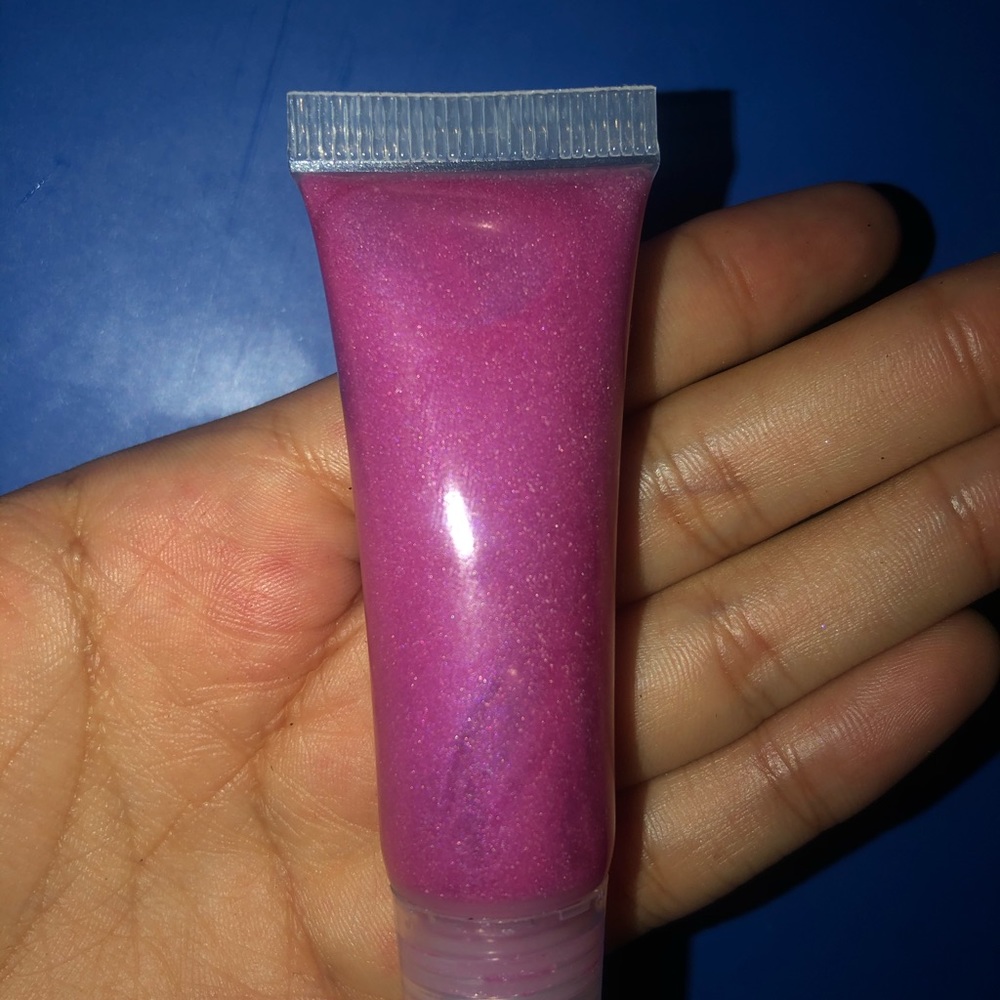 Lipgloss - Picture 15 of 16